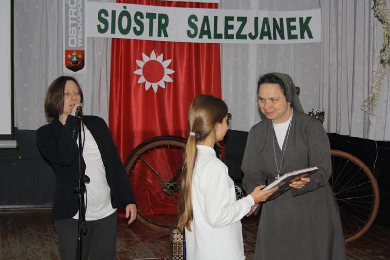 Szkoła Sióstr Salezjanek Ostrów Wlkp Publiczne Liceum Ogólnokształcące Sióstr Salezjanek w Ostrowie