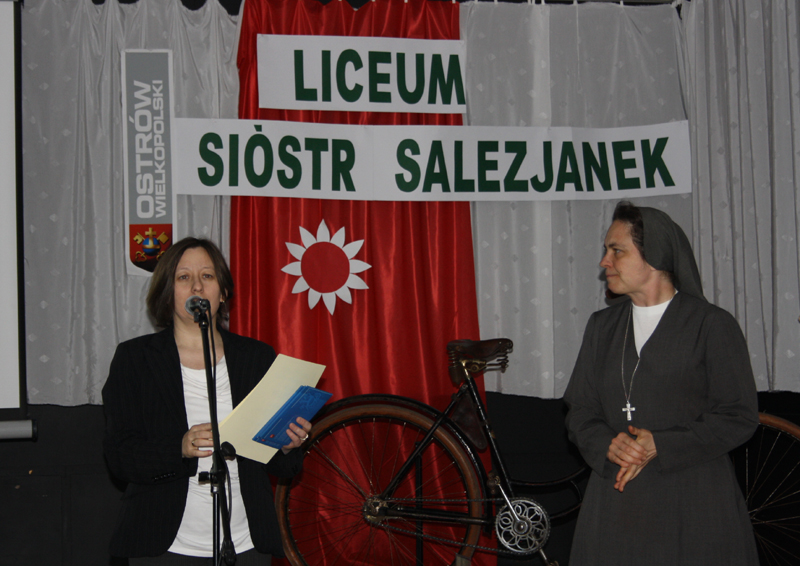 Szkoła Sióstr Salezjanek Ostrów Wlkp Publiczne Liceum Ogólnokształcące Sióstr Salezjanek w Ostrowie